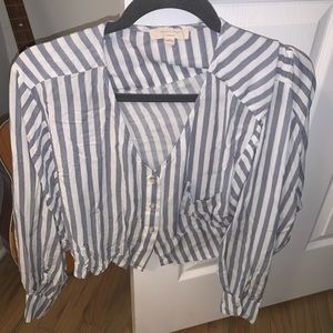 Cute striped crop blouse!